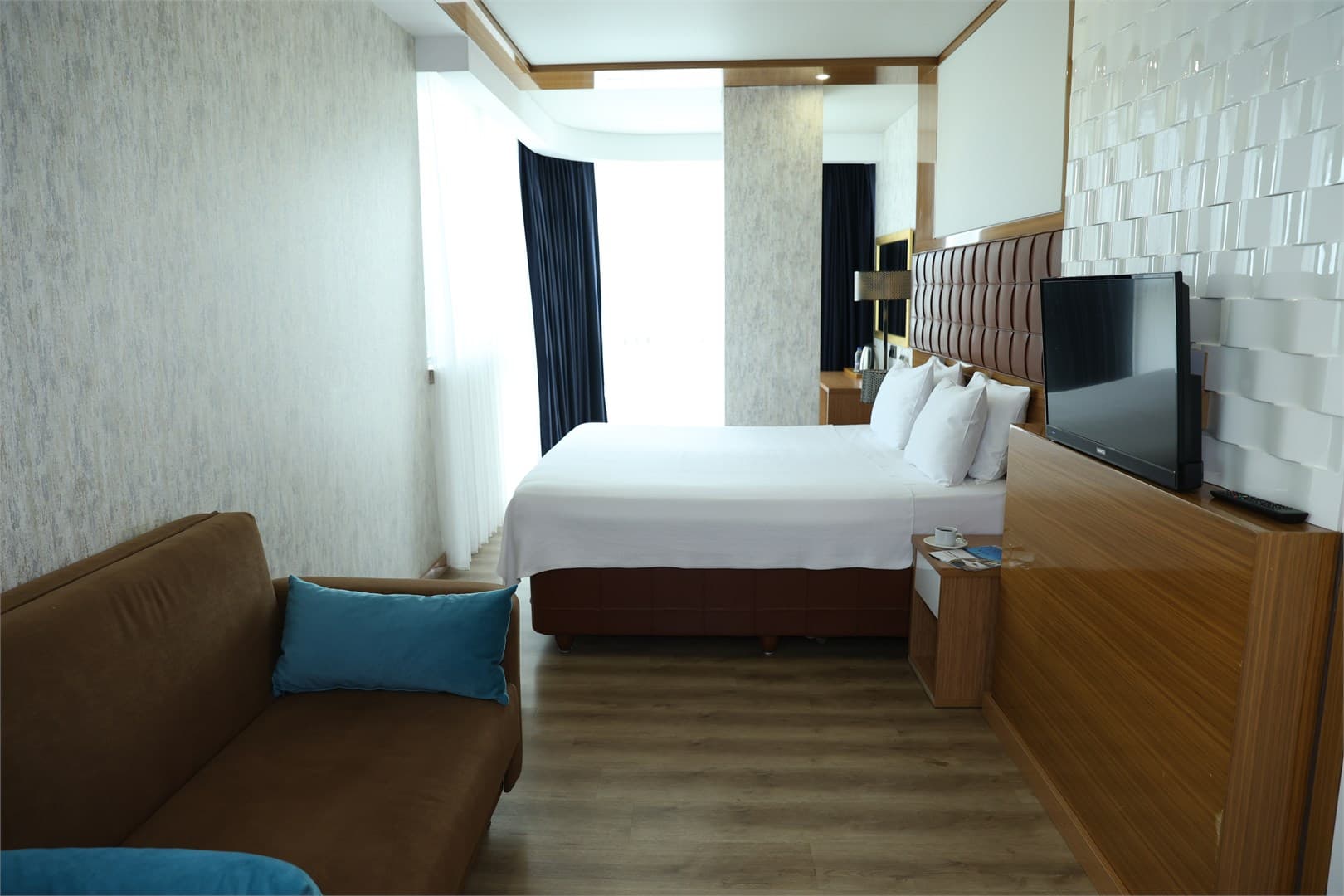 Hera Platinum 3 Kişilik Oda